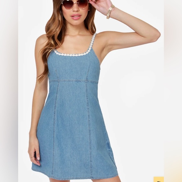 MINKPINK California Dreamin Denim Dress Size Small - Picture 1 of 10